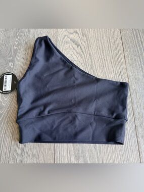 Exotica ExoticAthletica Black Performance One Shoulder Comfort Crop Top
